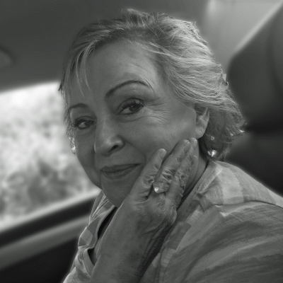 Singer-Linda